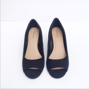 Torrid Size 9W black suede peep toe wedge